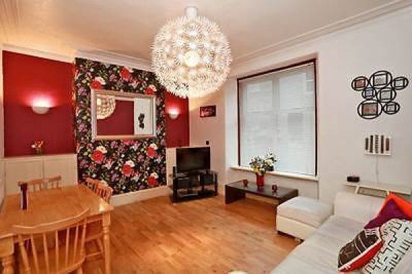 19a Baker Street, Rosemount, Aberdeen - 1 bedroom flat - walk in condition