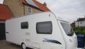 2009 Lunar Zenith Six 6 berth caravan with full size Pyramid awning VGC