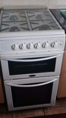 BELLINA OVEN COOKER AMD GRILL GAS COOKER.